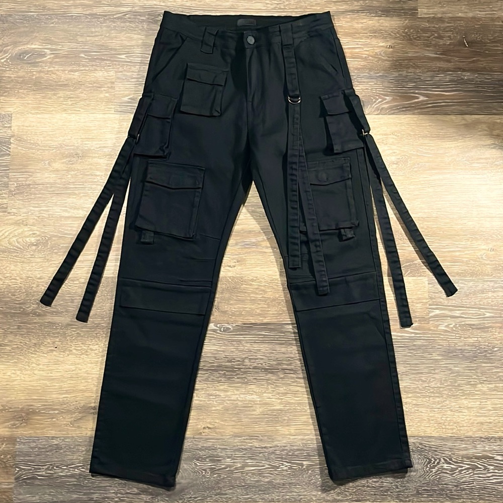 NWOT Unworn Reason Black Cargo Bondage Denim Pants w/ Hanging Straps